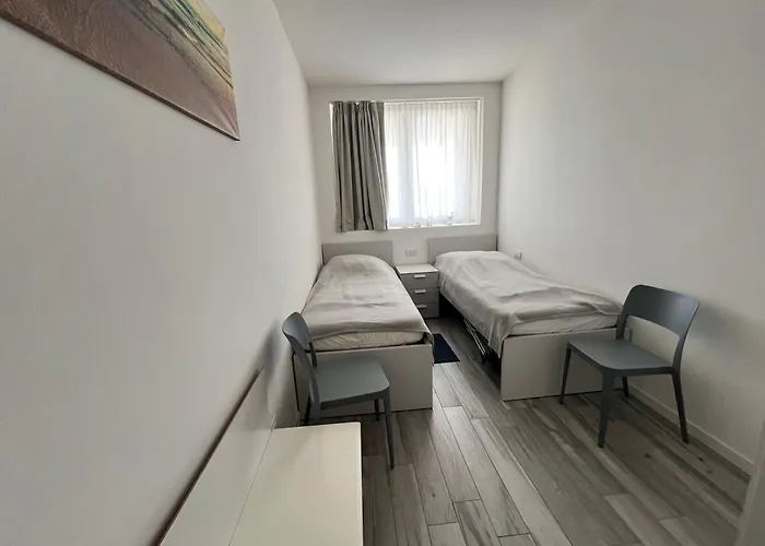 Apartment Palm *